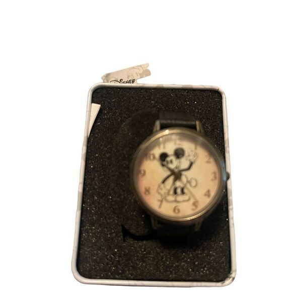 Disney Mickey Mouse 90th Anniversary Commemorative Retro Accutime Wristwatch - Picture 5 of 16